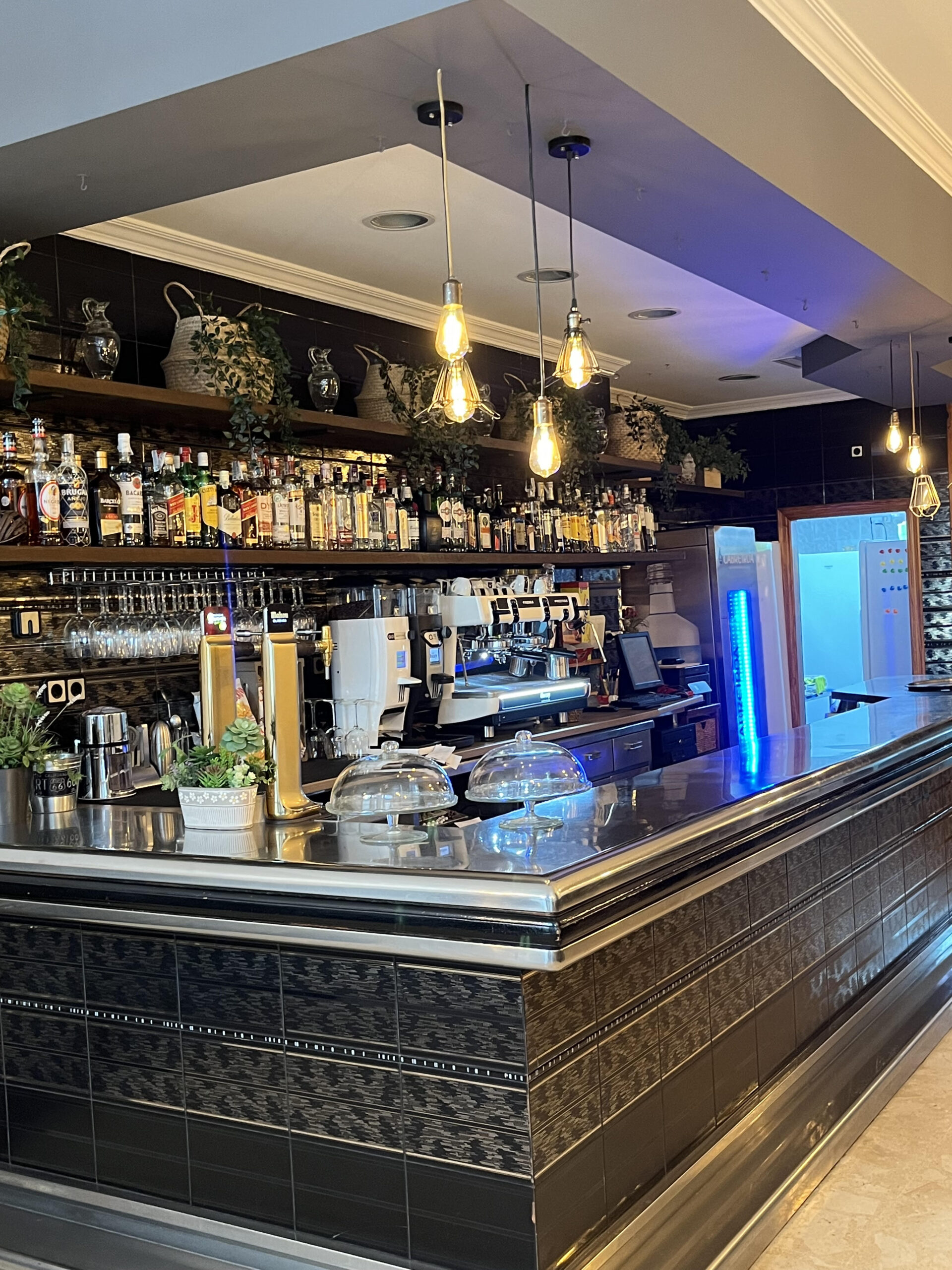 CERVECERIA CENTRO BARRA Cervecería Centro